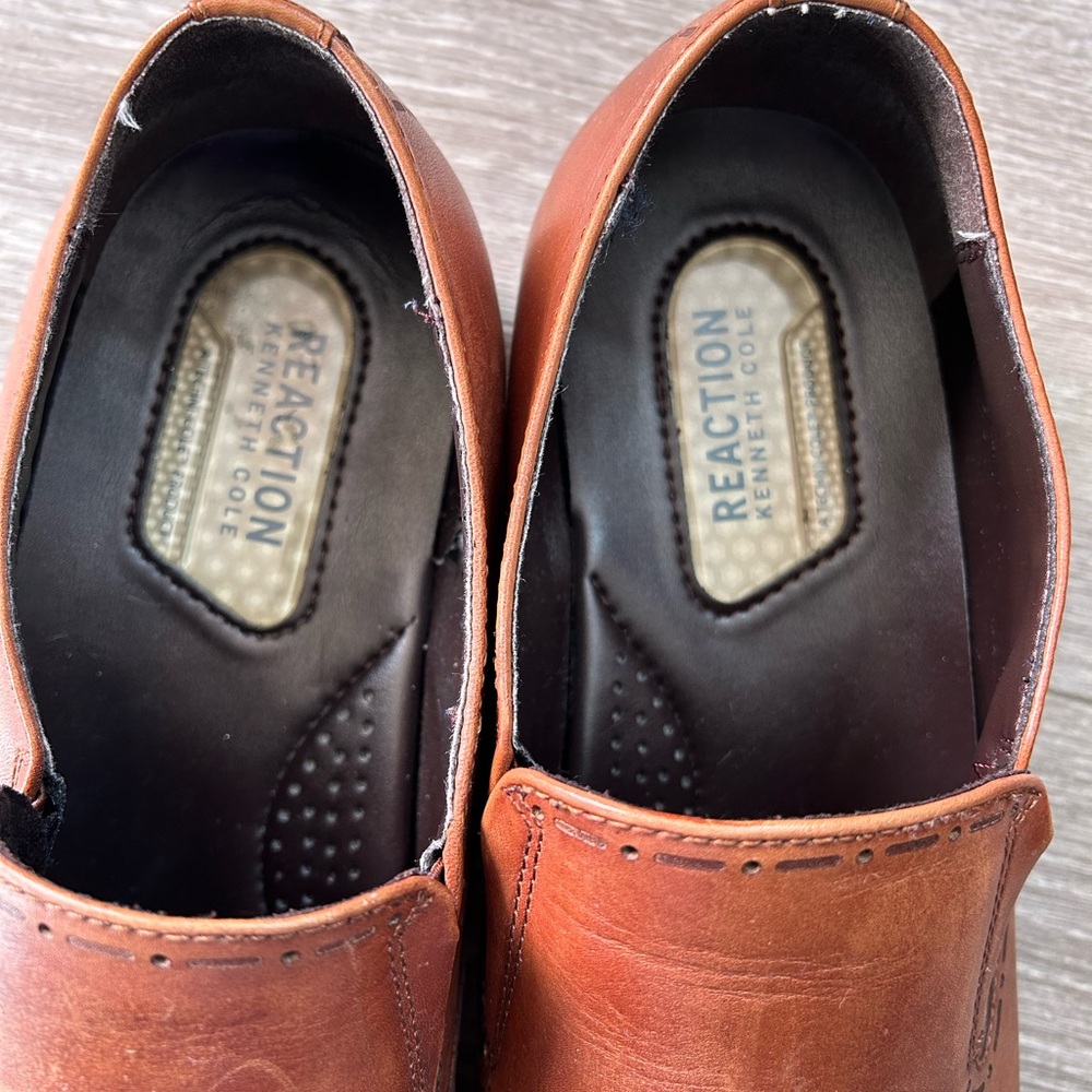 Men's Kenneth Cole Reaction Brown Leather Dress Shoes, Size 11 - Picture 2 of 8